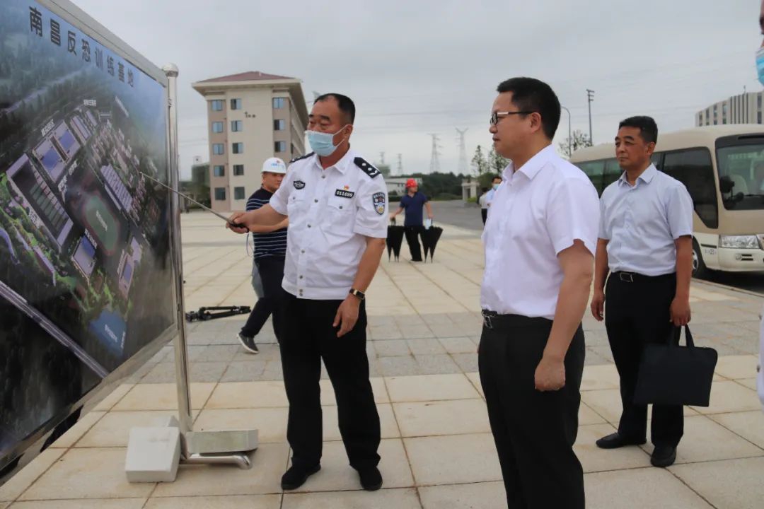 凝心聚力打造全國一流反恐訓練基地 吳建平實地督導調度“胡子工程”攻堅銷號